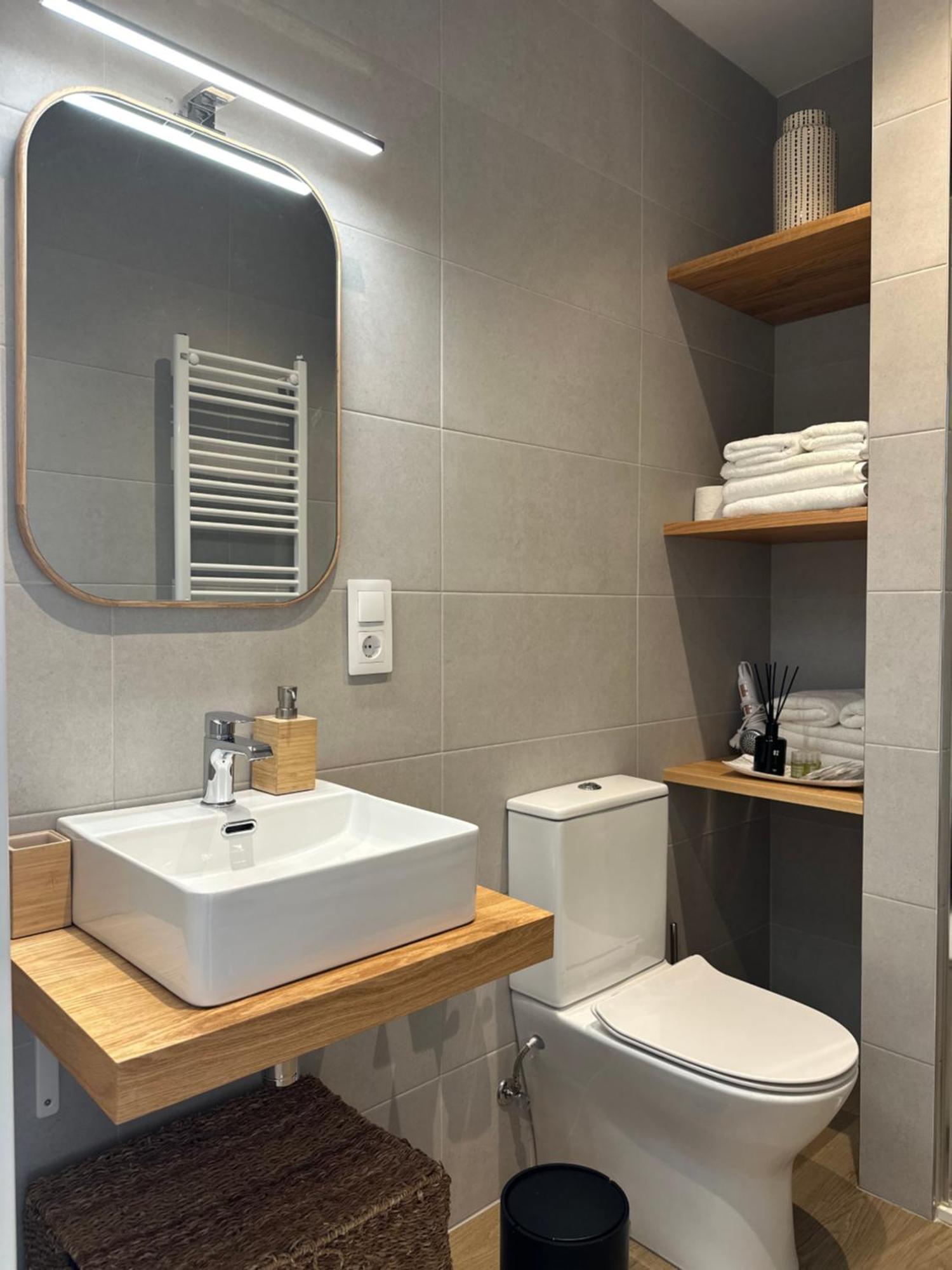 Corunaflat Apartamentos Con Encanto En El Centro De โอโกรูญา ภายนอก รูปภาพ