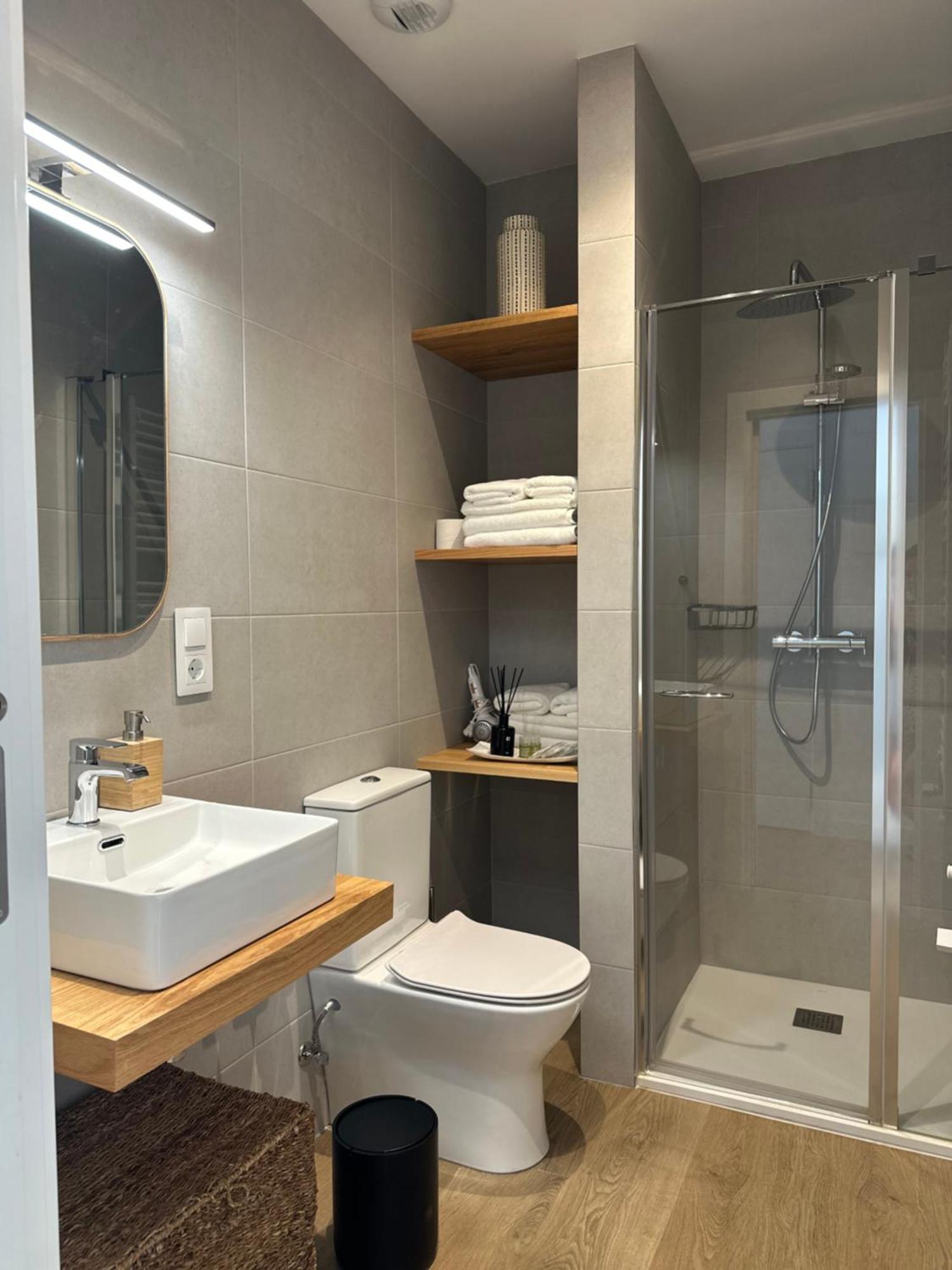 Corunaflat Apartamentos Con Encanto En El Centro De โอโกรูญา ภายนอก รูปภาพ
